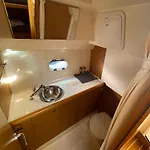 Πλωτό κατάλυμα Bateau Nuit Insolite